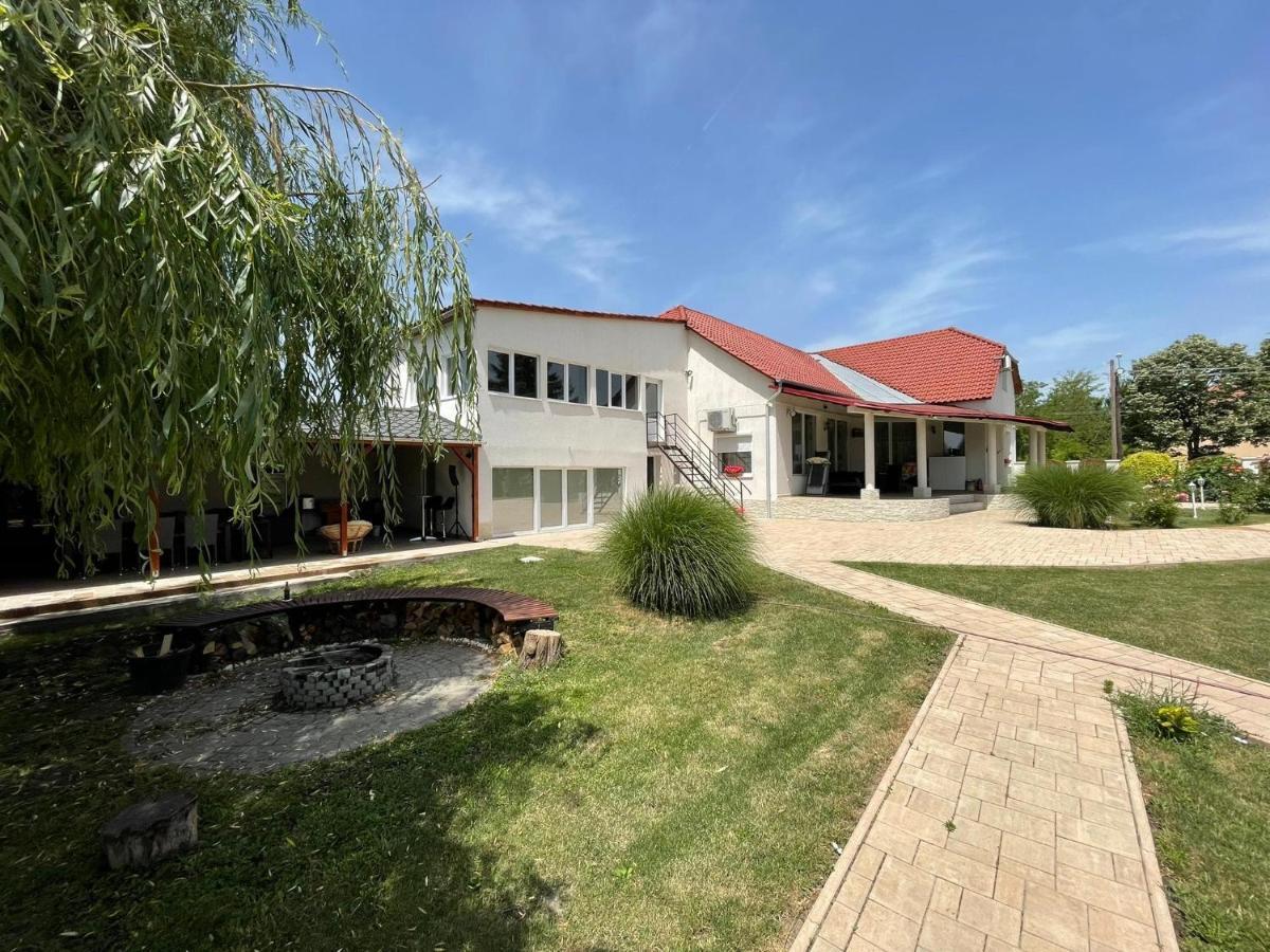 Battonya House Apartment Ngoại thất bức ảnh