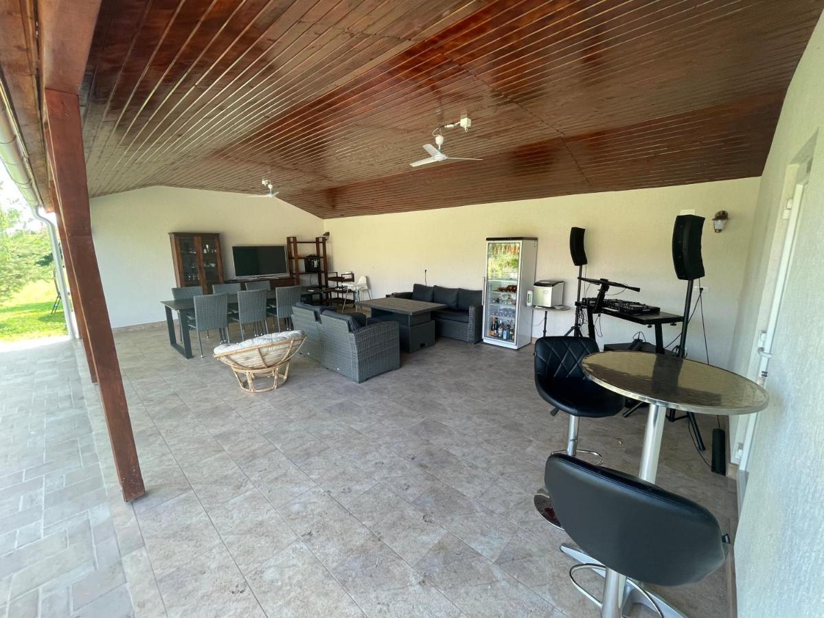 Battonya House Apartment Ngoại thất bức ảnh